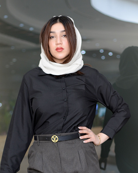 شومیز زنانه رنگ مشکی مناسب استایل رسمی و روزمره