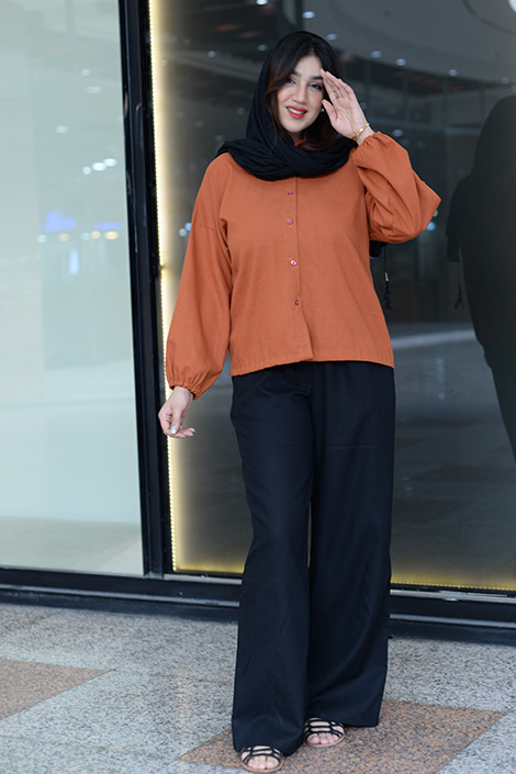 خرید شومیز شیک با شلوار بگ لینن از تولیدی